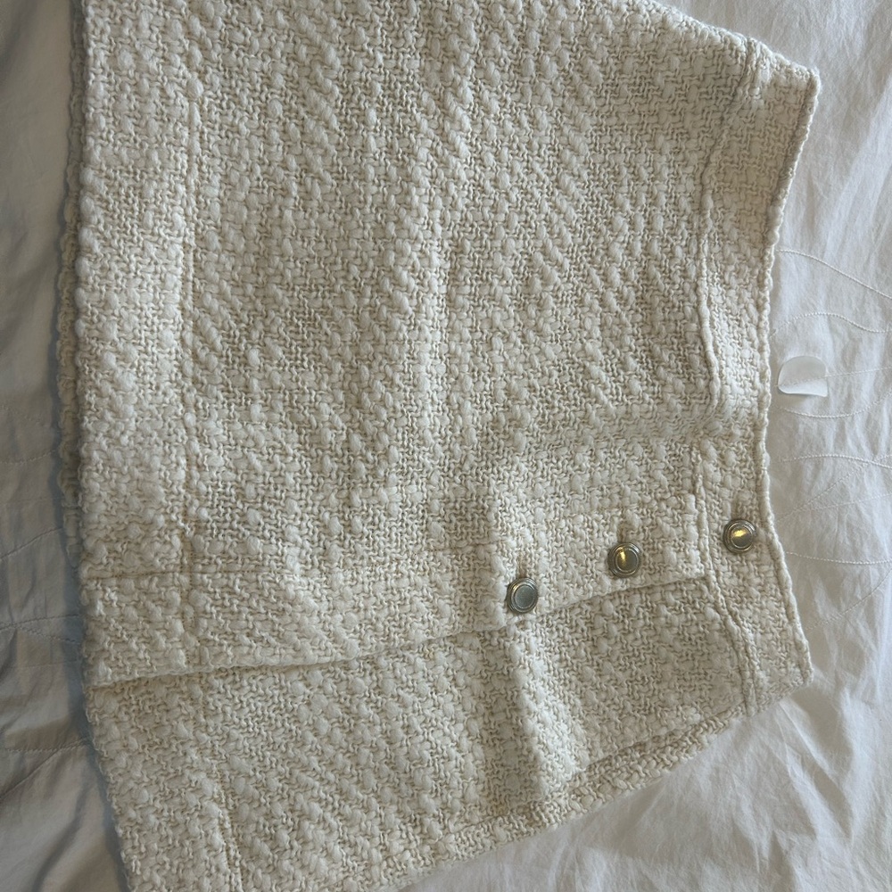 Elegant White A-Line Skirt